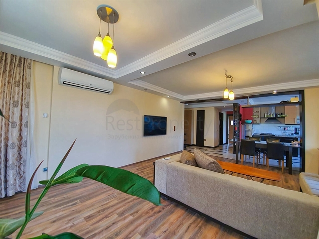 شقة 3 + 1 في موقع فريد في كونيالتي - أنطاليا