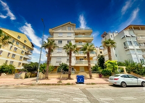 شقة 3 + 1 في موقع فريد في كونيالتي - أنطاليا