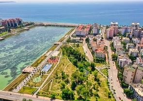 شقة 3 + 1 في موقع فريد في كونيالتي - أنطاليا