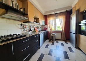 شقة 3 + 1 في موقع فريد في كونيالتي - أنطاليا