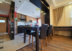 شقة 3 + 1 في موقع فريد في كونيالتي - أنطاليا