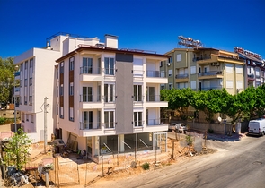 شقق 1 + 1 في وسط أنطاليا