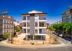 شقق 1 + 1 في وسط أنطاليا