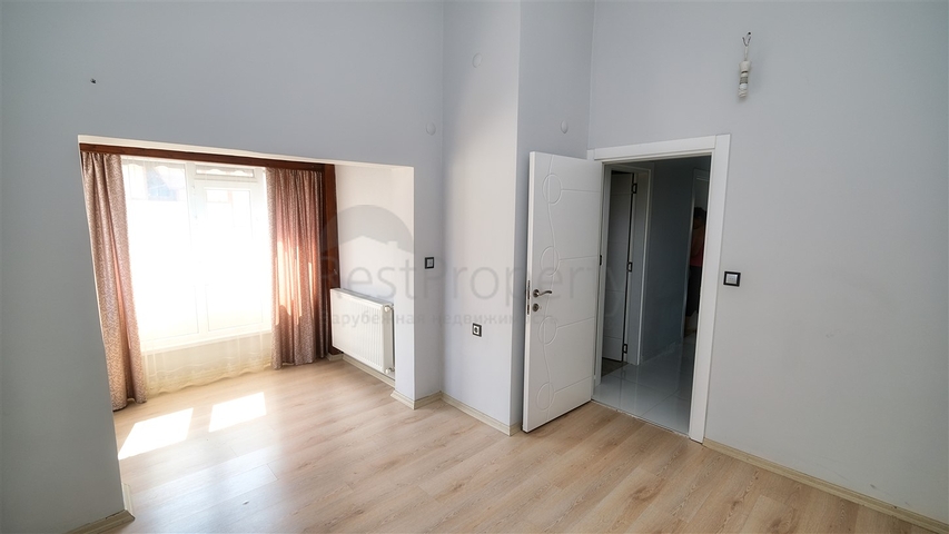 شقة في اولوش - انطاليا