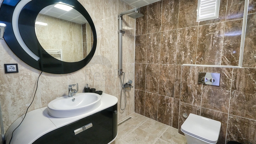 شقة في اولوش - انطاليا