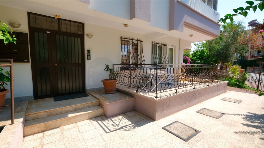 شقة في اولوش - انطاليا