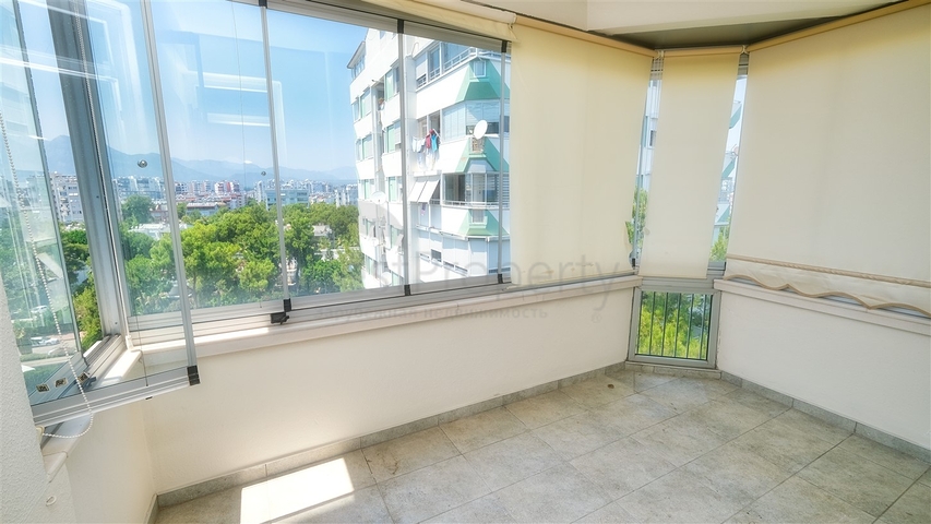 شقة 3 + 1 في منطقة جيرسو الصغيرة - أنطاليا