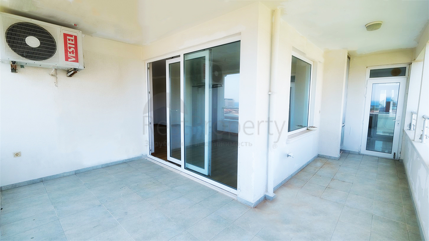 شقة 3 + 1 في منطقة جيرسو الصغيرة - أنطاليا