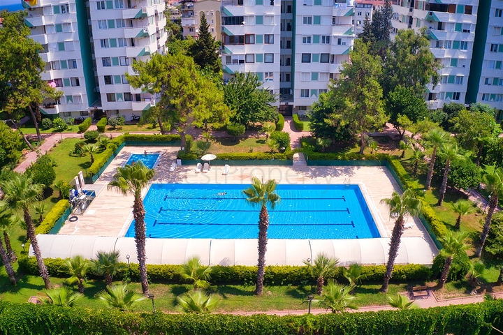 شقة 3 + 1 في منطقة جيرسو الصغيرة - أنطاليا