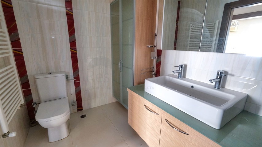 شقة 3 + 1 في منطقة جيرسو الصغيرة - أنطاليا