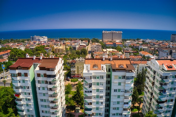 شقة 3 + 1 في منطقة جيرسو الصغيرة - أنطاليا