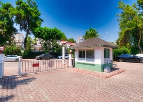 شقة 3 + 1 في منطقة جيرسو الصغيرة - أنطاليا