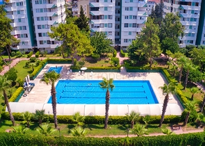 شقة 3 + 1 في منطقة جيرسو الصغيرة - أنطاليا