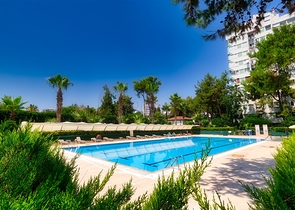 شقة 3 + 1 في منطقة جيرسو الصغيرة - أنطاليا