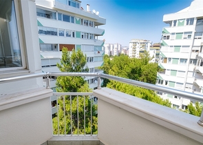 شقة 3 + 1 في منطقة جيرسو الصغيرة - أنطاليا