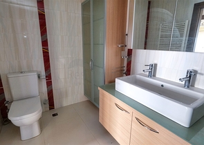 شقة 3 + 1 في منطقة جيرسو الصغيرة - أنطاليا