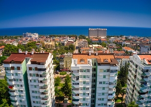 شقة 3 + 1 في منطقة جيرسو الصغيرة - أنطاليا