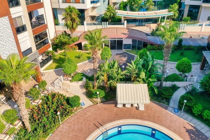 شقة 3 + 1 في منطقة اونجالي الصغيرة - انطاليا