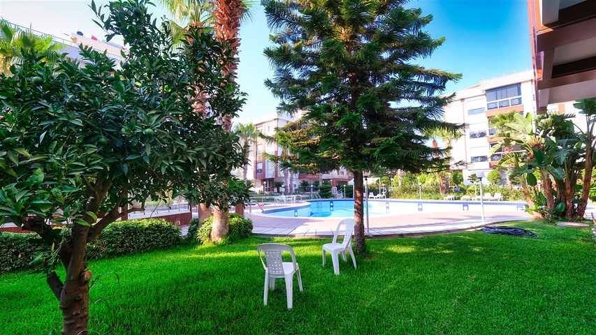 شقة 3 + 1 في منطقة اونجالي الصغيرة - انطاليا