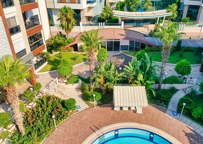 شقة 3 + 1 في منطقة اونجالي الصغيرة - انطاليا