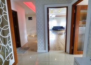 شقة 3 + 1 في منطقة اونجالي الصغيرة - انطاليا