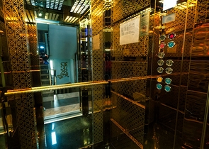 شقة 3 + 1 في منطقة اونجالي الصغيرة - انطاليا