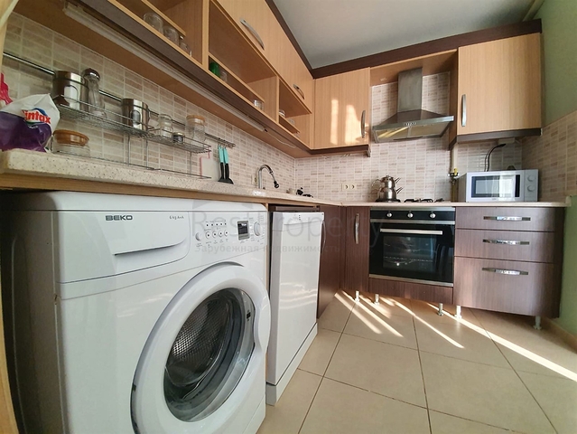 شقة 100 متر من البحر 2 + 1 منطقة صغيرة جيورسو - انطاليا