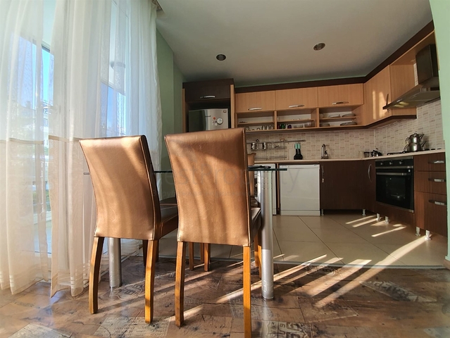 شقة 100 متر من البحر 2 + 1 منطقة صغيرة جيورسو - انطاليا