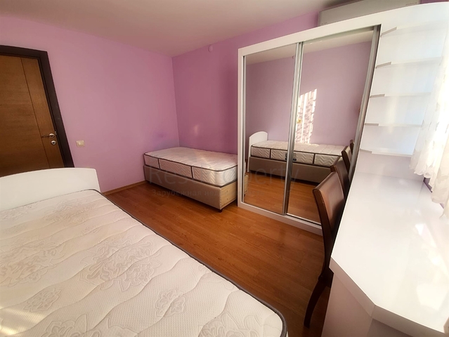 شقة 100 متر من البحر 2 + 1 منطقة صغيرة جيورسو - انطاليا