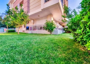 شقة 100 متر من البحر 2 + 1 منطقة صغيرة جيورسو - انطاليا