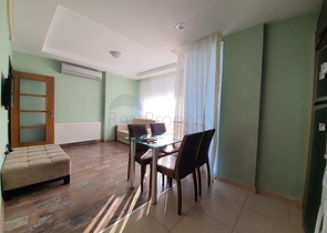 شقة 100 متر من البحر 2 + 1 منطقة صغيرة جيورسو - انطاليا