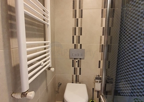 شقة 100 متر من البحر 2 + 1 منطقة صغيرة جيورسو - انطاليا