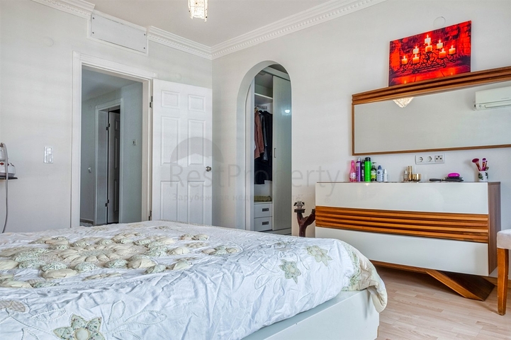 شقة 5 + 1 في منطقة كونيالتي - انطاليا