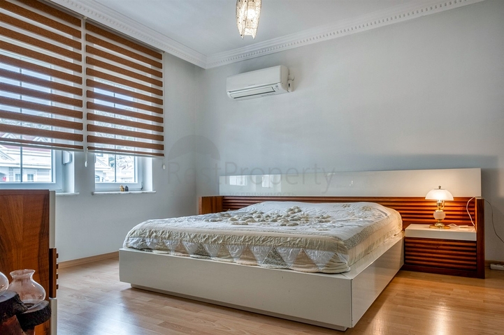 شقة 5 + 1 في منطقة كونيالتي - انطاليا