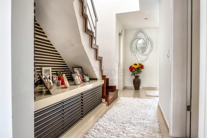 شقة 5 + 1 في منطقة كونيالتي - انطاليا