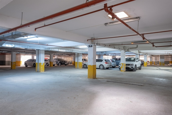 شقة 5 + 1 في منطقة كونيالتي - انطاليا