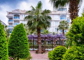 شقة 5 + 1 في منطقة كونيالتي - انطاليا