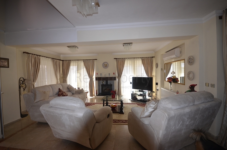 فيلا في منطقة Ovacik الصغيرة - فتحية