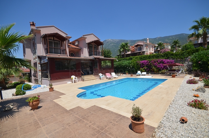 فيلا في منطقة Ovacik الصغيرة - فتحية