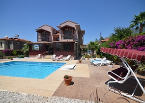 فيلا في منطقة Ovacik الصغيرة - فتحية