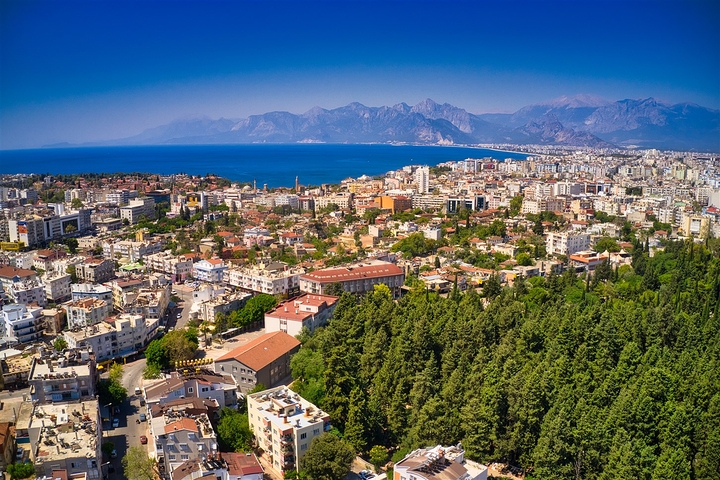 شقق في وسط مدينة أنطاليا