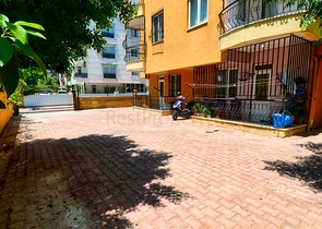 شقة 2 + 1 في وسط أنطاليا