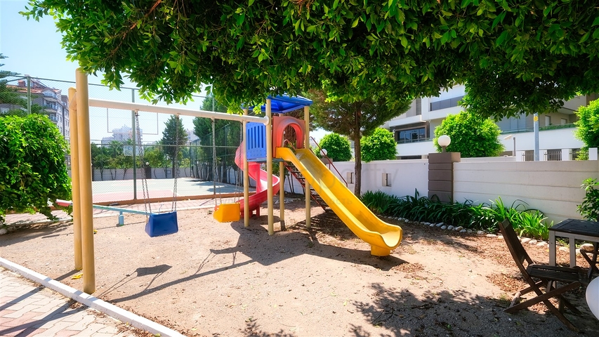 شقة 4 + 1 في منطقة جيرسو الصغيرة - كونيالتي