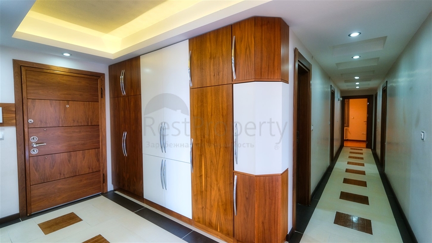 شقة 4 + 1 في منطقة جيرسو الصغيرة - كونيالتي