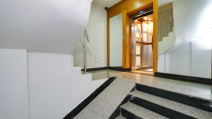 شقة 4 + 1 في منطقة جيرسو الصغيرة - كونيالتي