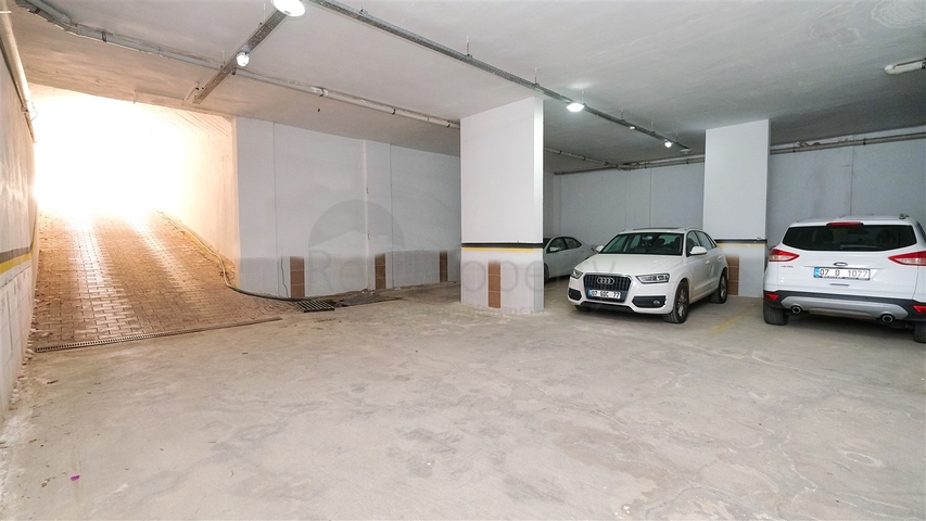 شقة 4 + 1 في منطقة جيرسو الصغيرة - كونيالتي