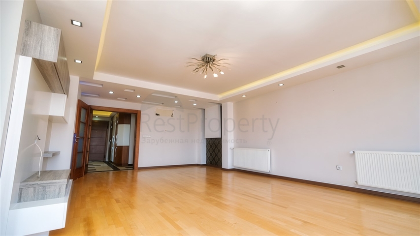 شقة 4 + 1 في منطقة جيرسو الصغيرة - كونيالتي