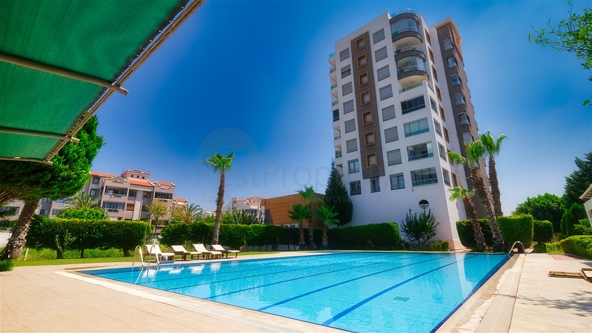 شقة 4 + 1 في منطقة جيرسو الصغيرة - كونيالتي