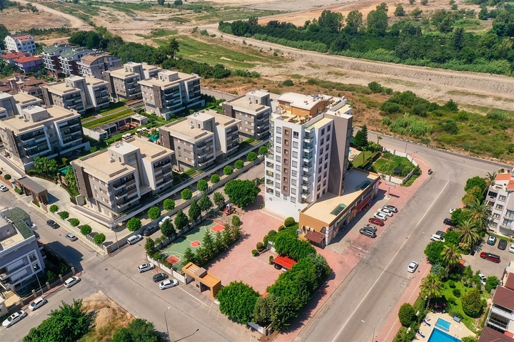 شقة 4 + 1 في منطقة جيرسو الصغيرة - كونيالتي