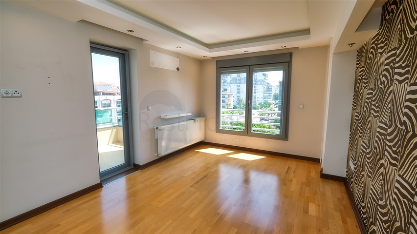 شقة 4 + 1 في منطقة جيرسو الصغيرة - كونيالتي